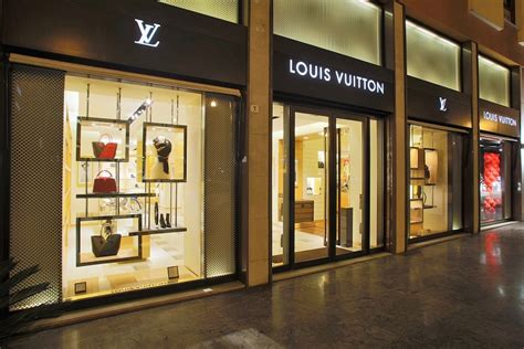 louis vuitton shop palermo